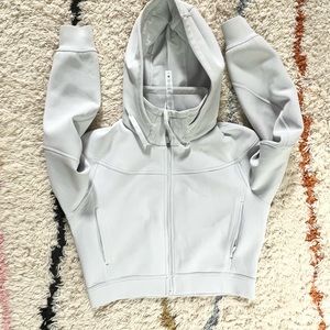 Lululemon rogue renegade size 6